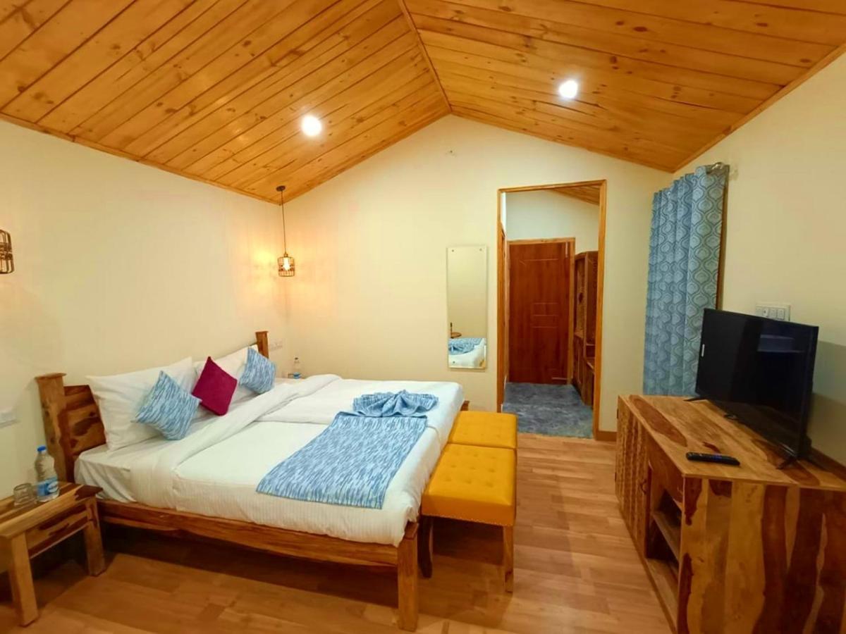 Aamod At Shoghi Luxury Cottage Resort ชิมลา ภายนอก รูปภาพ