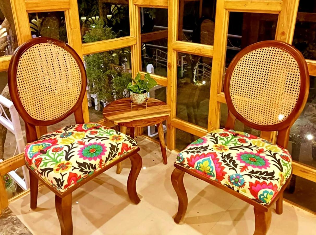 Aamod At Shoghi Luxury Cottage Resort ชิมลา ภายนอก รูปภาพ